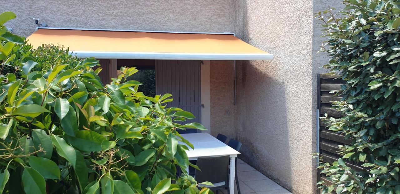 Maison Climatisee Avec Piscine Chauffee Calvisson Luaran gambar